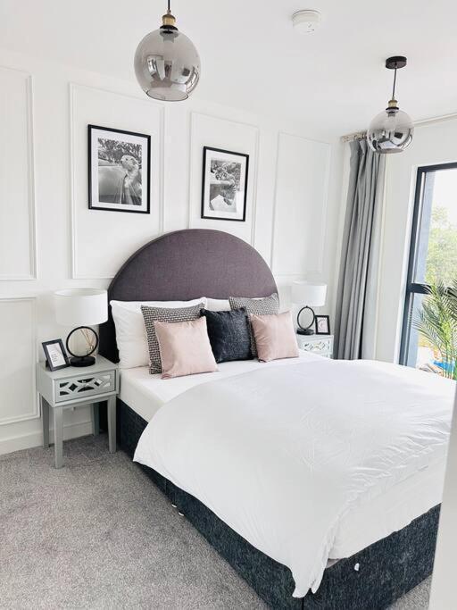 Central Derby Urban 2 Bedroom Flat - An Oasis Of Elegance! Free Parking And Wifi Suitable For Families And Professionals Luaran gambar
